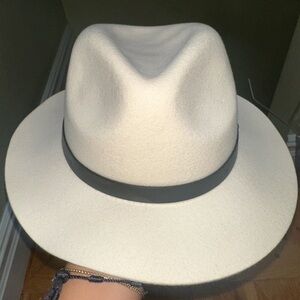 Saks Fifth Avenue Fedora - Cream/Off White